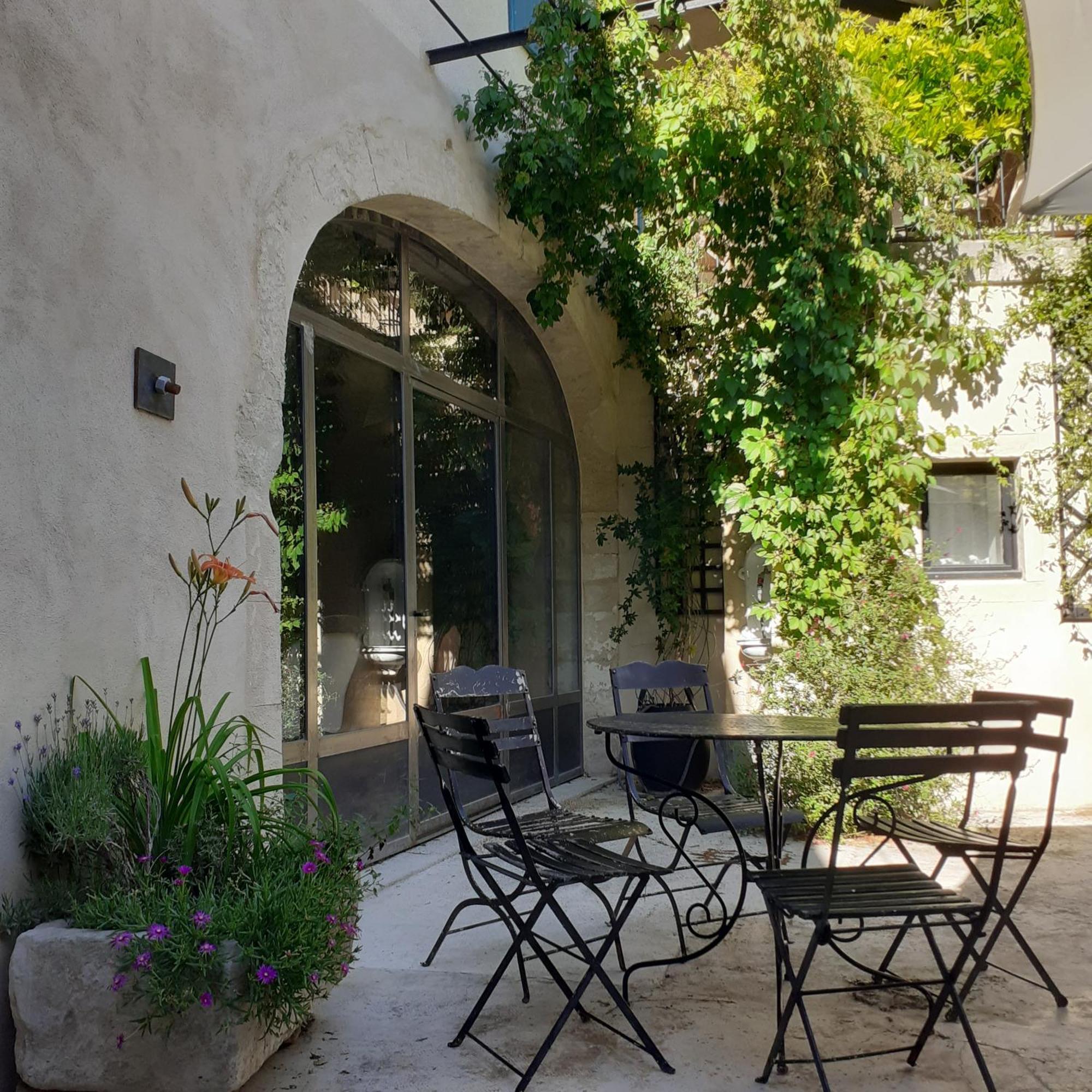 Les Gres Logis De Charme Villa Grignan Eksteriør billede